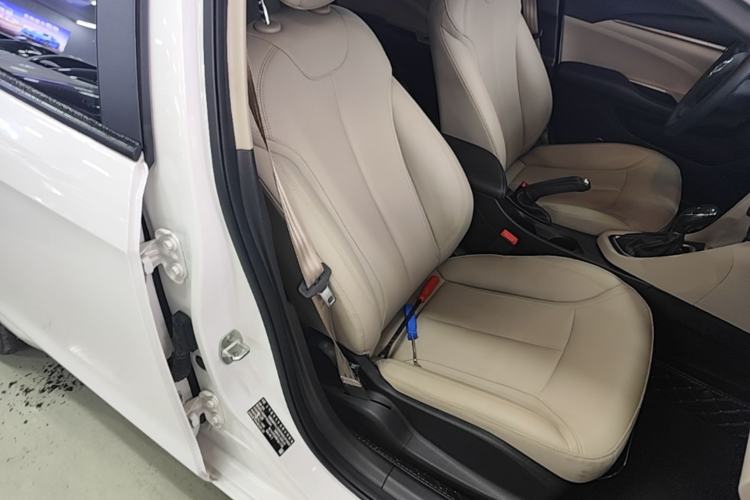Used Buick GT 2021 Exemplar 1.5L Automatic Elite Version Right Front Seat