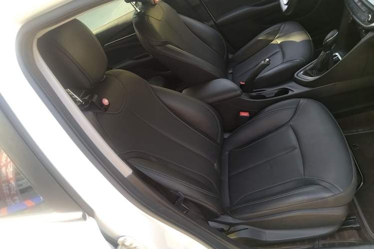 Used Buick GT 2021 Revised Version Flagship 1.5L Automatic Elite Edition Right Front Seat