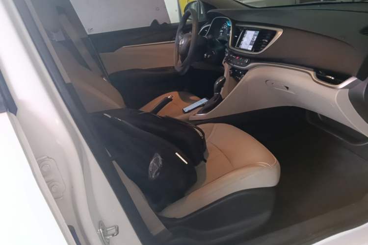 Used Buick GT 2021 Exemplar 1.5L Automatic Elite Version Right Front Seat