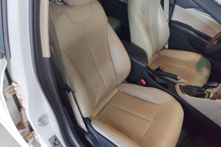 Used Buick GT 2021 Exemplar 1.5L Automatic Elite Version Right Front Seat