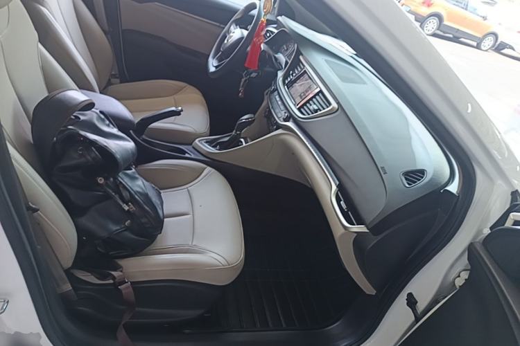 Used Buick GT 2021 Exemplar 1.5L Automatic Elite Version Right Front Seat