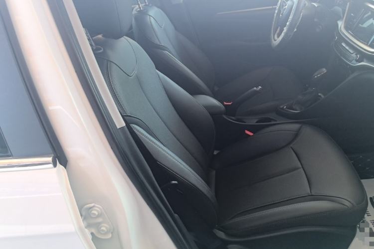 Used Buick GT 2021 Revised Version 1.3T Automatic Mild Hybrid Elite Edition Right Front Seat