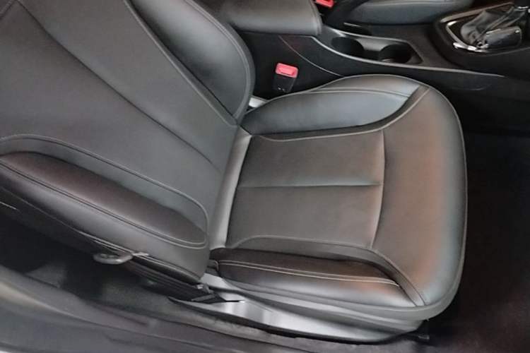 Used Buick GT 2021 Revised Version Flagship 1.5L Automatic Elite Edition Right Front Seat