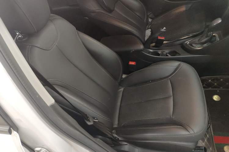 Used Buick GT 2021 Revised Version Flagship 1.5L Automatic Elite Edition Right Front Seat