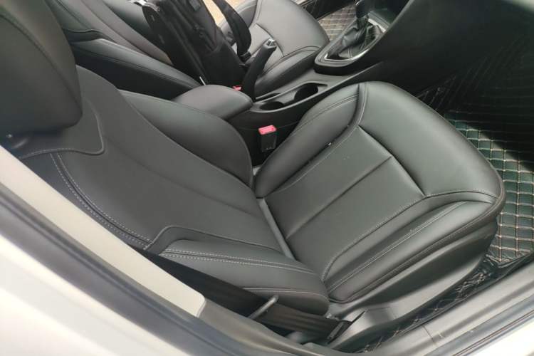 Used Buick GT 2021 Revised Version Flagship 1.5L Automatic Elite Edition Right Front Seat