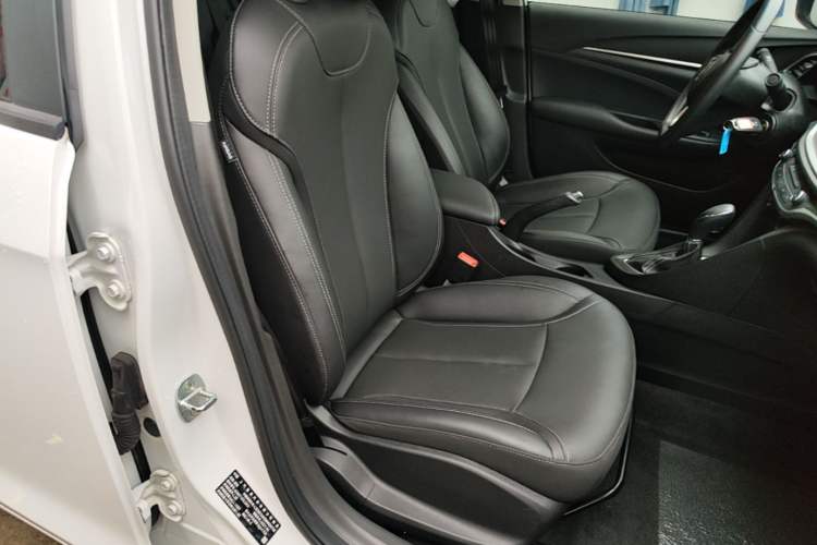 Used Buick GT 2021 Revised Version Flagship 1.5L Automatic Elite Edition Right Front Seat