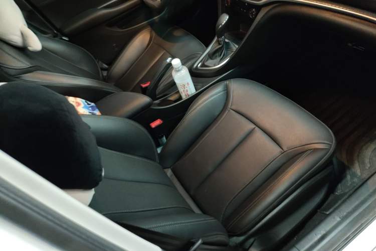 Used Buick GT 2021 Revised Version Flagship 1.5L Automatic Entry-Level Trim Right Front Seat
