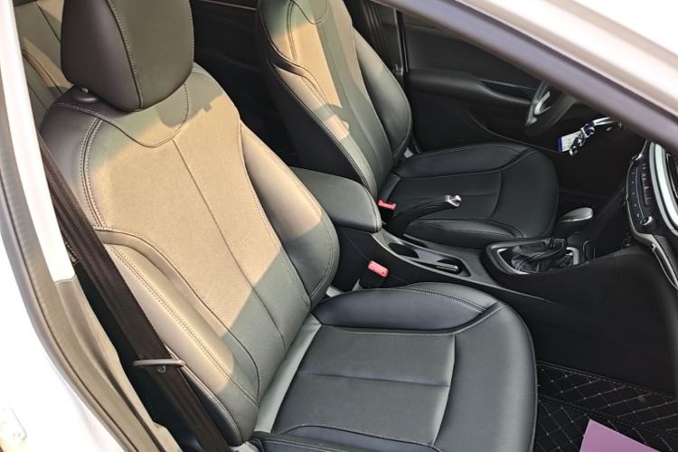 Used Buick GT 2021 Revised Version Flagship 1.5L Automatic Elite Edition Right Front Seat