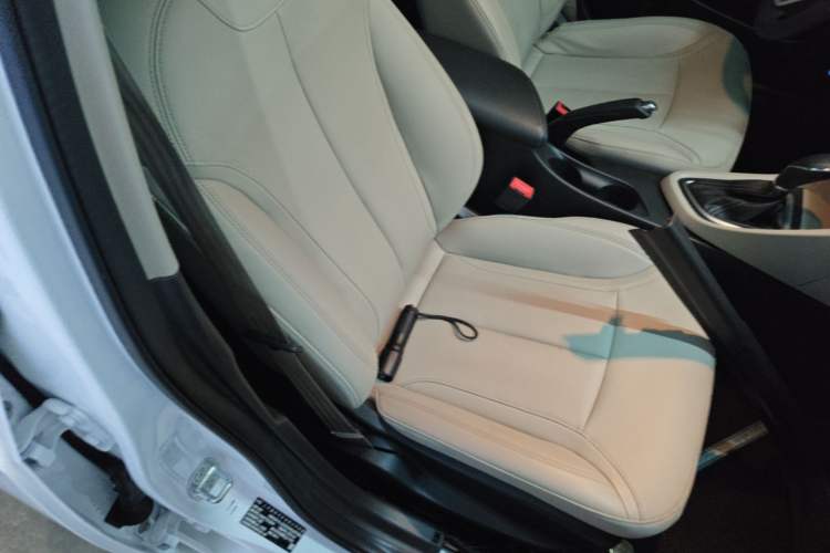 Used Buick GT 2021 Exemplar 1.5L Automatic Elite Version Right Front Seat