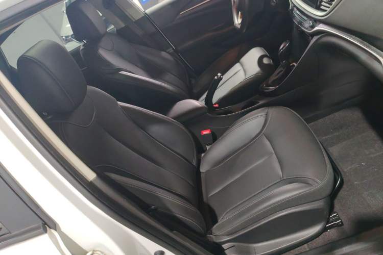 Used Buick GT 2021 Revised Version Flagship 1.5L Automatic Elite Edition Right Front Seat
