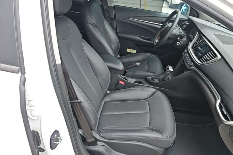 Used Buick GT 2021 Revised Version Flagship 1.5L Automatic Entry-Level Trim Right Front Seat