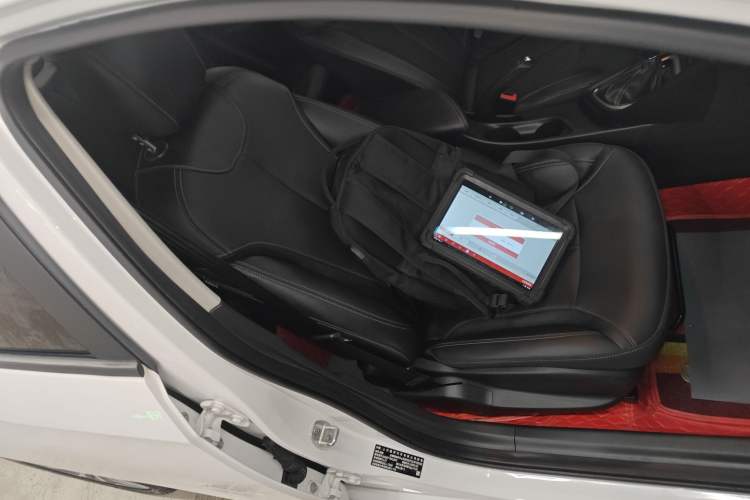 Used Buick GT 2021 1.3T Automatic Mild Hybrid Elite Version Right Front Seat