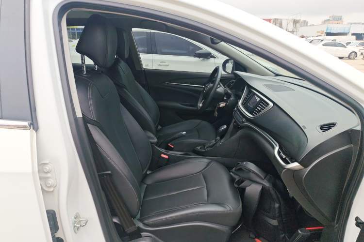 Used Buick GT 2021 Revised Version 1.3T Automatic Mild Hybrid Elite Edition Right Front Seat