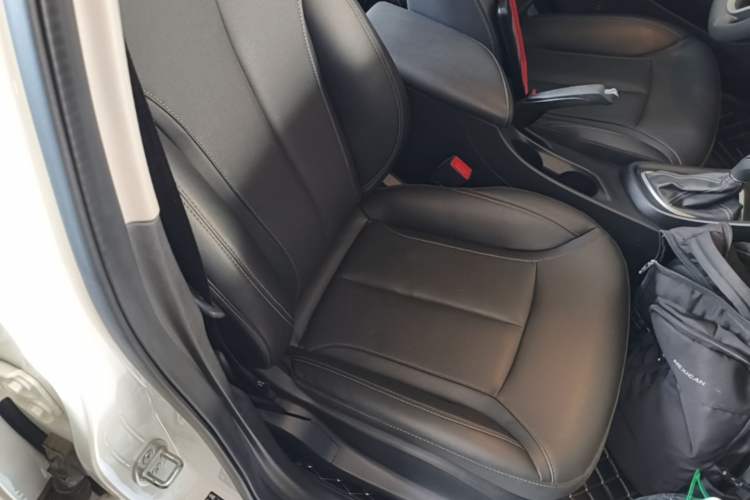 Used Buick GT 2021 Revised Version Flagship 1.5L Automatic Elite Edition Right Front Seat