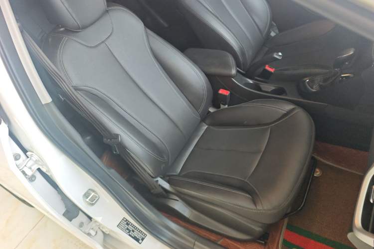 Used Buick GT 2021 Revised Version Flagship 1.5L Automatic Elite Edition Right Front Seat