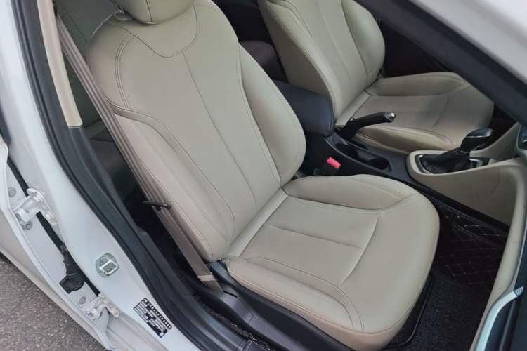 Used Buick GT 2021 Exemplar 1.5L Automatic Elite Version Right Front Seat