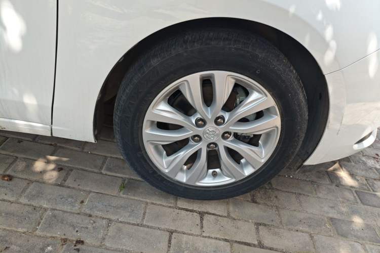 Used Buick GT 2021 Exemplar 1.5L Automatic Elite Version Right Front Wheel Hub
