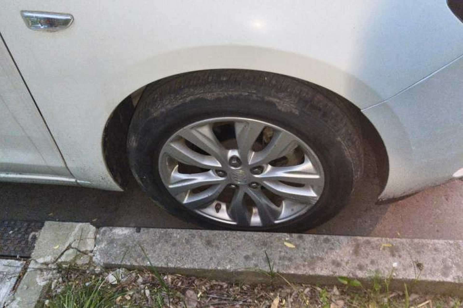 Used Buick GT 2021 Exemplar 1.5L Automatic Elite Version Right Front Wheel Hub