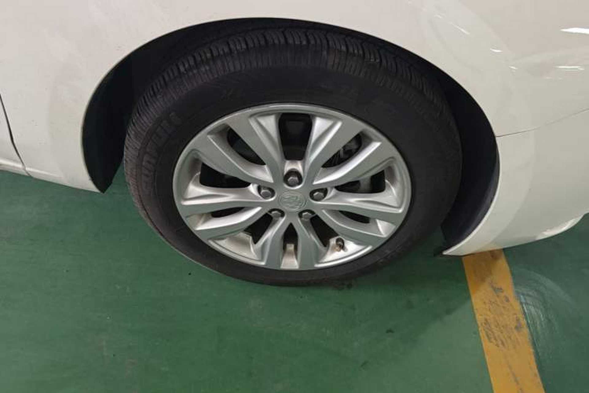 Used Buick GT 2021 Revised Version Flagship 1.5L Automatic Elite Edition Right Front Wheel Hub