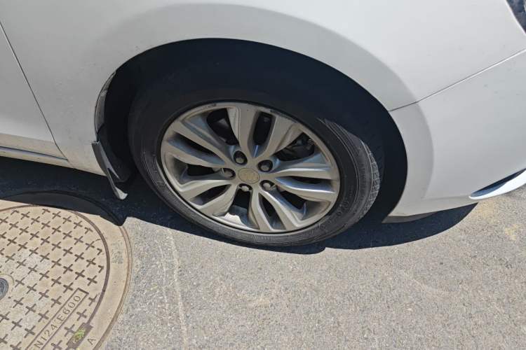 Used Buick GT 2021 Revised Version Flagship 1.5L Automatic Elite Edition Right Front Wheel Hub