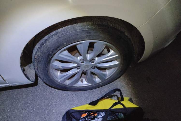 Used Buick GT 2021 Revised Version Flagship 1.5L Automatic Elite Edition Right Front Wheel Hub