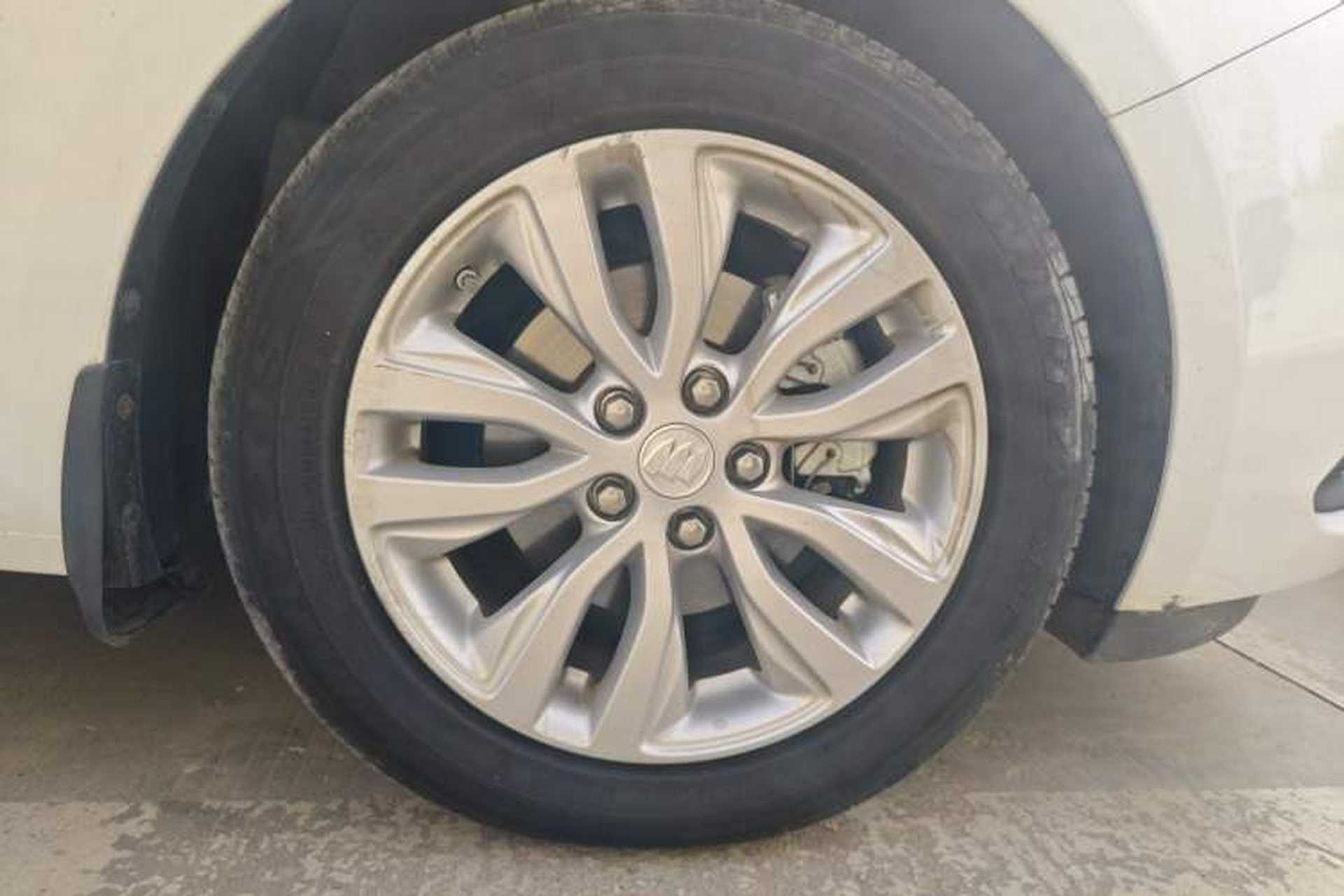 Used Buick GT 2021 Revised Version Flagship 1.5L Automatic Elite Edition Right Front Wheel Hub