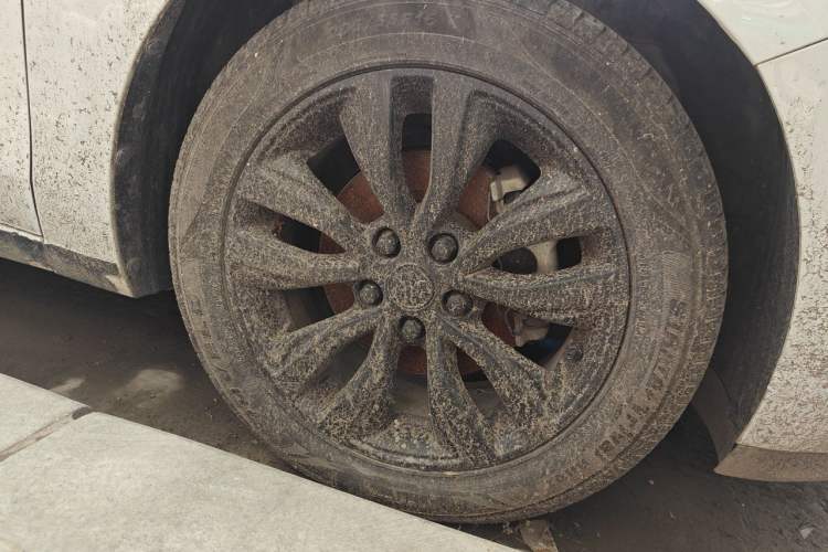 Used Buick GT 2021 Revised Version Flagship 1.5L Automatic Elite Edition Right Front Wheel Hub