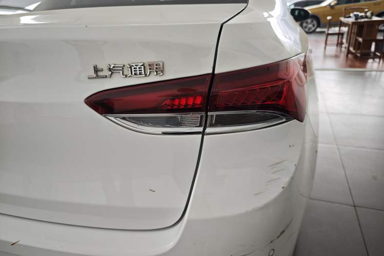 Used Buick GT 2021 Revised Version Flagship 1.5L Automatic Elite Edition Right Rear Taillight