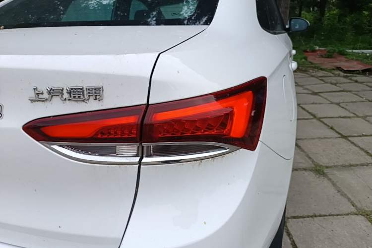 Used Buick GT 2021 Revised Version Flagship 1.5L Automatic Elite Edition Right Rear Taillight