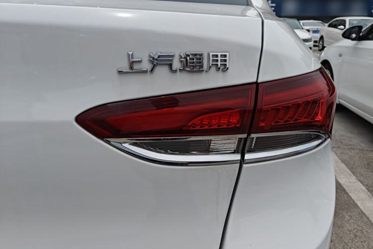 Used Buick GT 2021 Revised Version Flagship 1.5L Automatic Elite Edition Right Rear Taillight