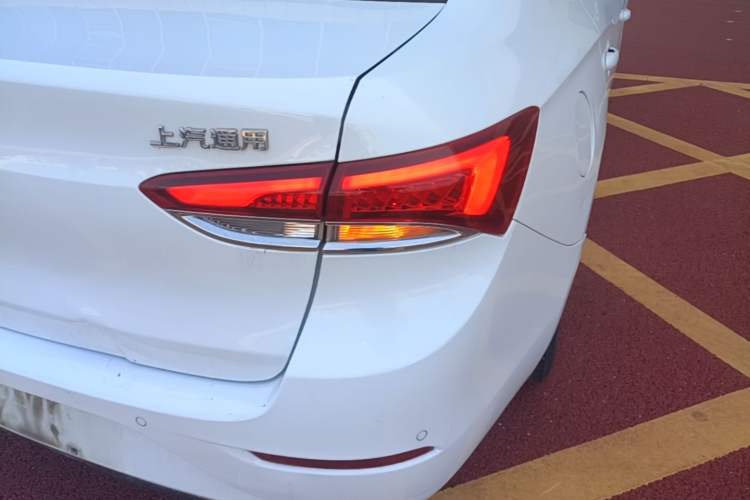 Used Buick GT 2021 Revised Version Flagship 1.5L Automatic Elite Edition Right Rear Taillight