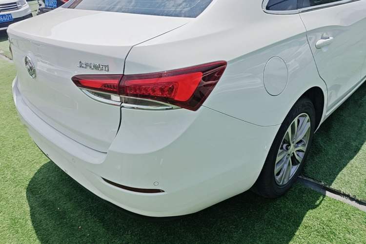 Used Buick GT 2021 1.3T Automatic Mild Hybrid Elite Version Right Rear Taillight