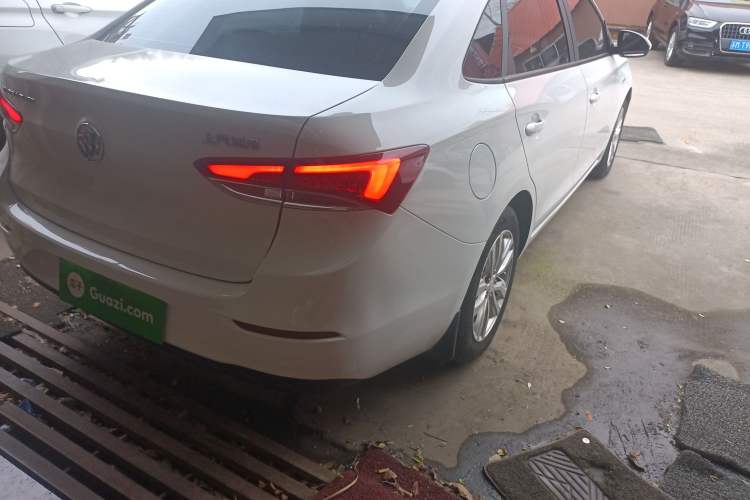 Used Buick GT 2021 Revised Version Flagship 1.5L Automatic Elite Edition Right Rear Taillight