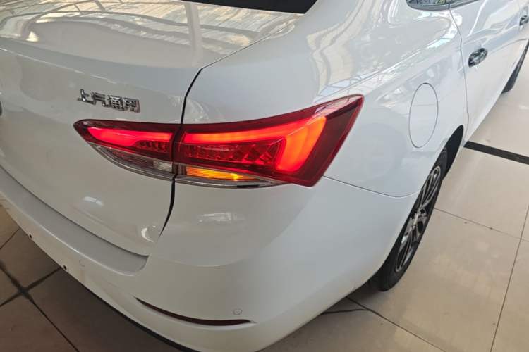 Used Buick GT 2021 Revised Version Flagship 1.5L Automatic Elite Edition Right Rear Taillight