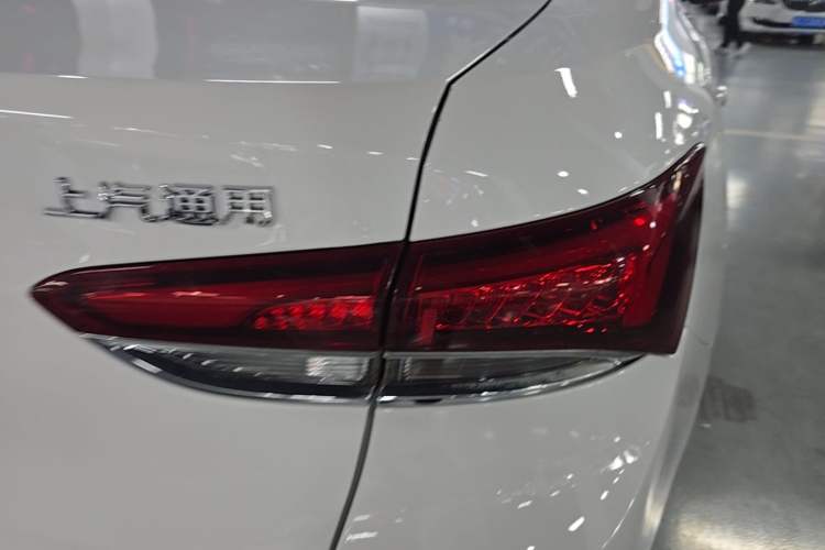 Used Buick GT 2021 Revised Version Flagship 1.5L Automatic Elite Edition Right Rear Taillight