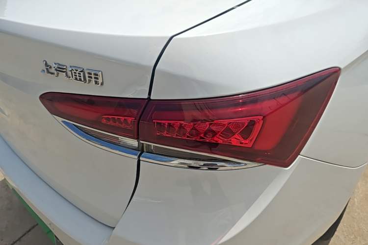 Used Buick GT 2021 1.3T Automatic Mild Hybrid Elite Version Right Rear Taillight