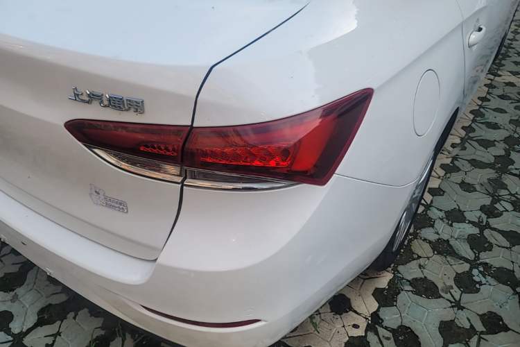 Used Buick GT 2021 Revised Version Flagship 1.5L Automatic Elite Edition Right Rear Taillight