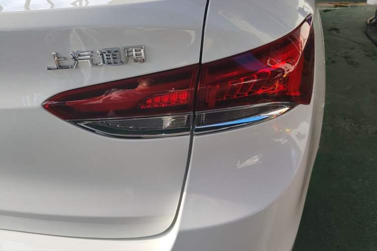 Used Buick GT 2021 1.3T Automatic Mild Hybrid Elite Version Right Rear Taillight