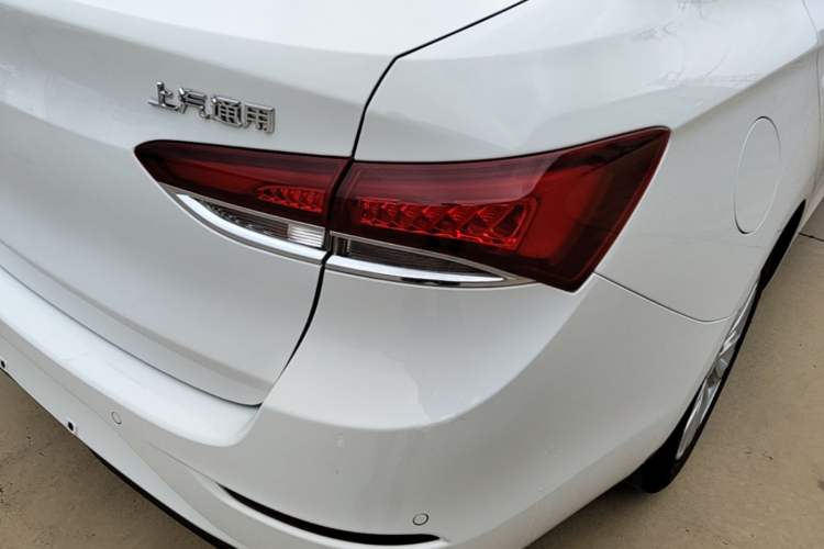Used Buick GT 2021 Revised Version Flagship 1.5L Automatic Elite Edition Right Rear Taillight