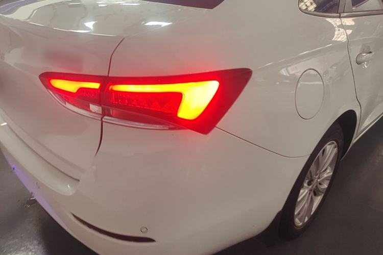 Used Buick GT 2021 Revised Version Flagship 1.5L Automatic Elite Edition Right Rear Taillight