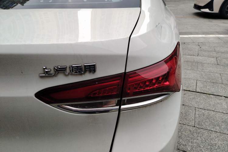 Used Buick GT 2021 Revised Version Flagship 1.5L Automatic Elite Edition Right Rear Taillight