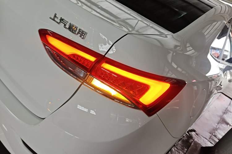 Used Buick GT 2021 Revised Version Flagship 1.5L Automatic Elite Edition Right Rear Taillight