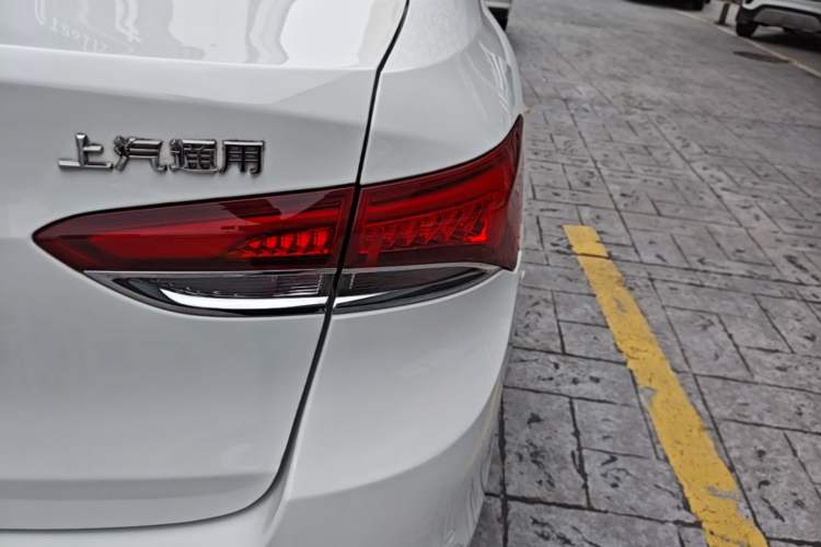 Used Buick GT 2021 Revised Version Flagship 1.5L Automatic Elite Edition Right Rear Taillight