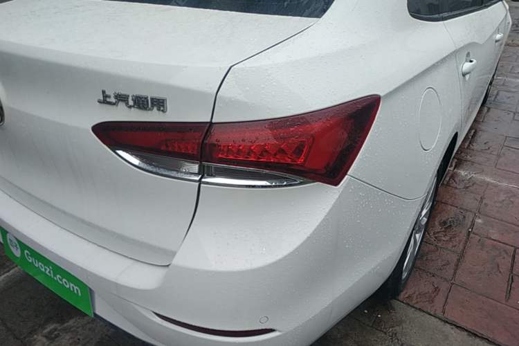 Used Buick GT 2021 Revised Version Flagship 1.5L Automatic Elite Edition Right Rear Taillight