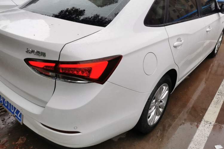 Used Buick GT 2021 Revised Version Flagship 1.5L Automatic Elite Edition Right Rear Taillight