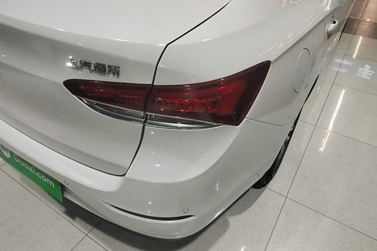 Used Buick GT 2021 1.3T Automatic Mild Hybrid Elite Version Right Rear Taillight