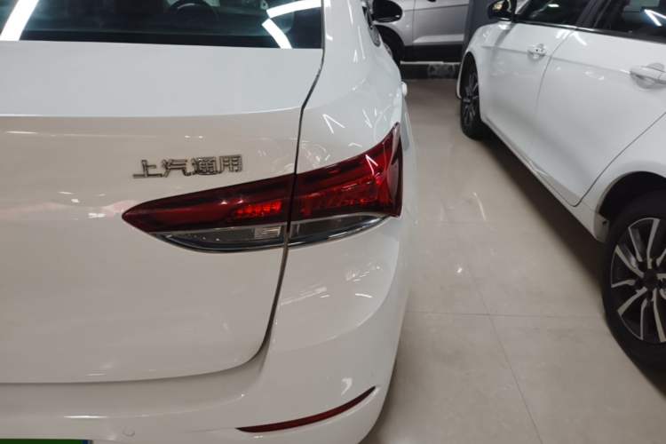 Used Buick GT 2021 Revised Version 1.3T Automatic Mild Hybrid Elite Edition Right Rear Taillight