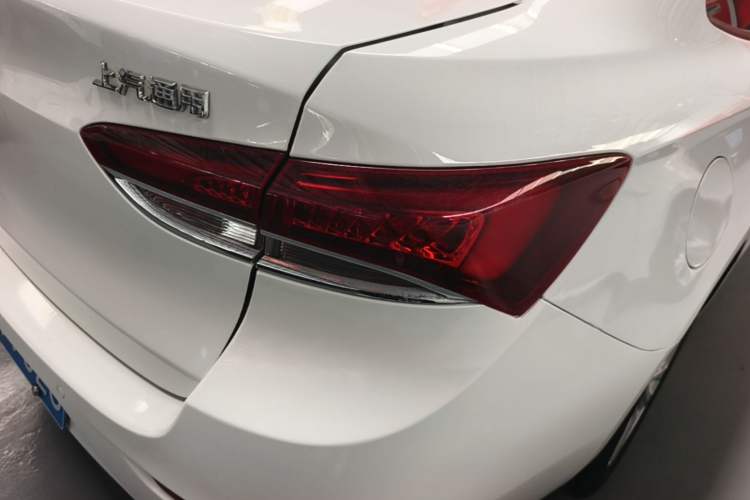 Used Buick GT 2021 Revised Version Flagship 1.5L Automatic Elite Edition Right Rear Taillight