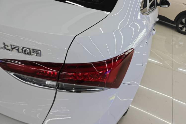 Used Buick GT 2021 Revised Version Flagship 1.5L Automatic Elite Edition Right Rear Taillight