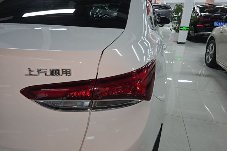 Used Buick GT 2021 Revised Version Flagship 1.5L Automatic Entry-Level Trim Right Rear Taillight